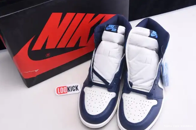 Cheap Husky Jordan Obsidian Air 555088-140 High Retro 1 OG 0617